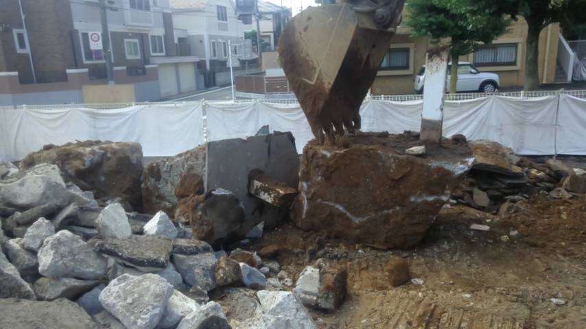 埼玉県和光市丸山台の建物解体工事の進捗状況です。
