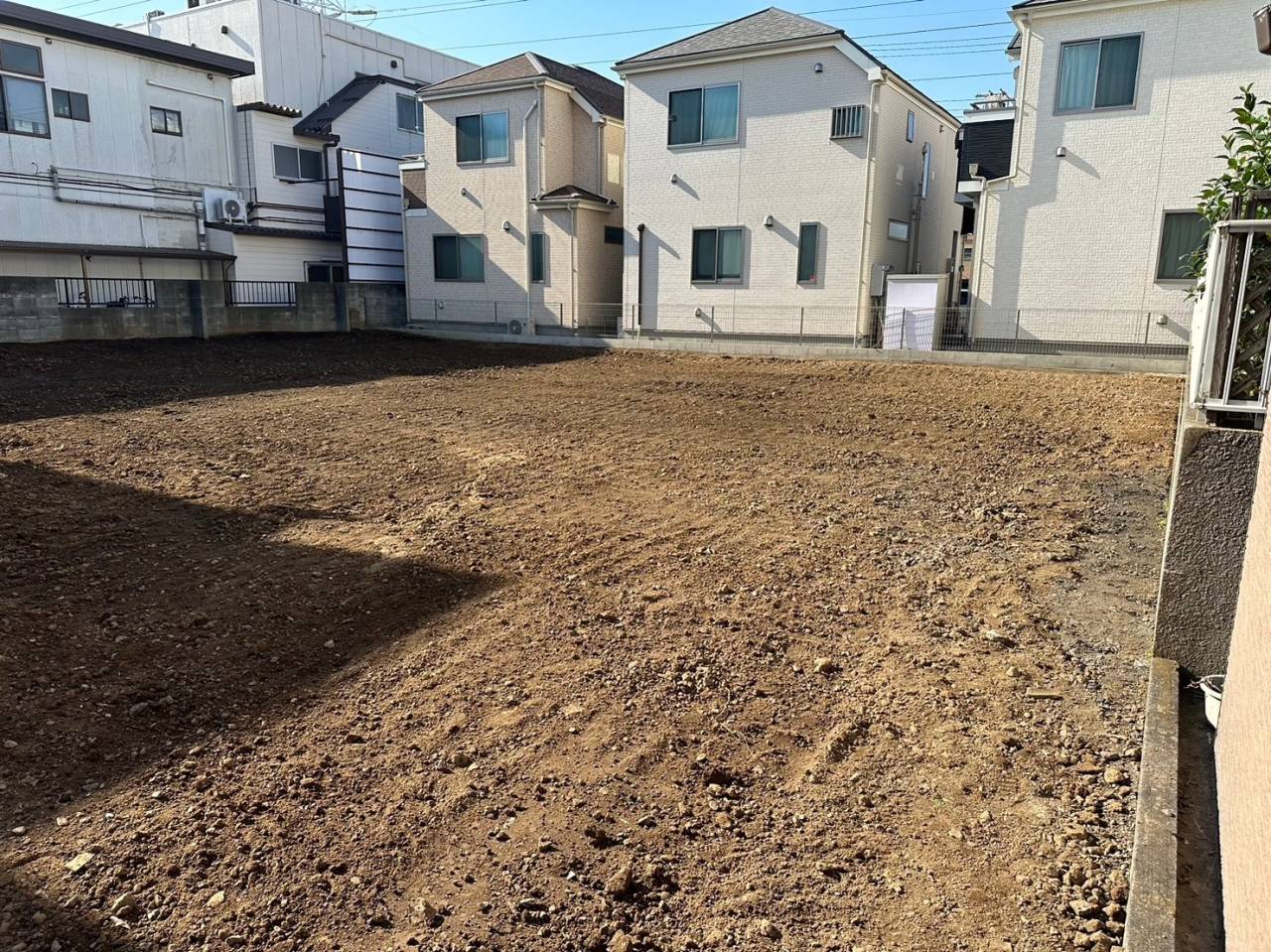 東京都足立区谷在家の軽量鉄骨2階建物解体工事が終了しました。