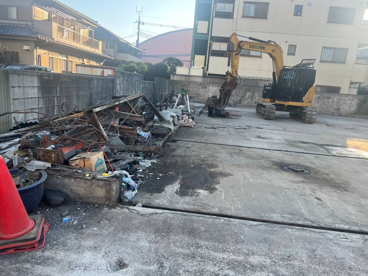 埼玉県川越市通町の鉄骨一部2階建て事務所兼工場の解体工事の進捗です。