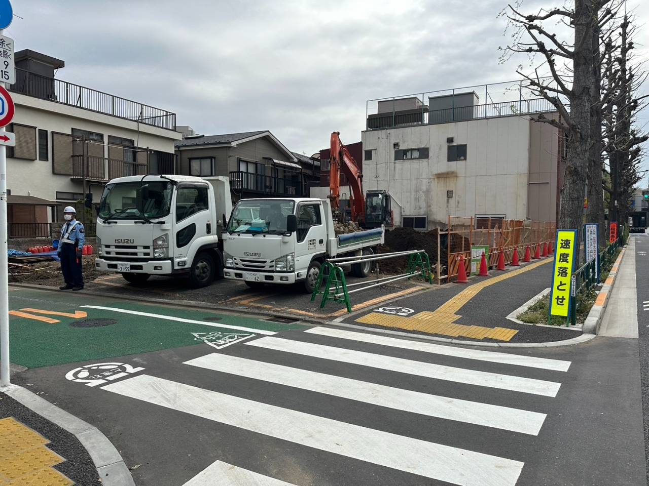東京都文京区目白台の木造・鉄骨２階建物解体工事の進捗状況です。
